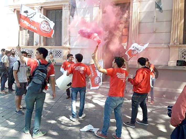 Militantes locales en la Línea Córdoba