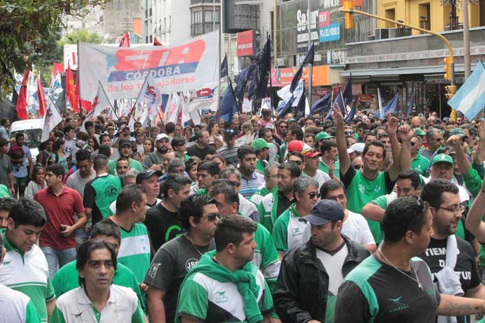 Alto acatamiento tuvo la medida de fuerza en la capital provincial