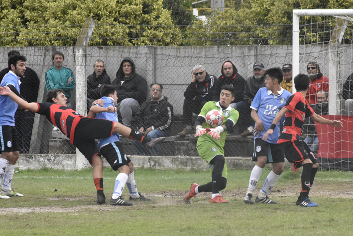 Colón, con aires de puntero