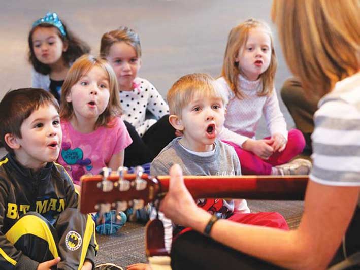 Hay canciones y juegos para las aulas Hay canciones y juegos para las aulas