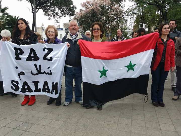 Presencia local en festejo de la independencia siria
