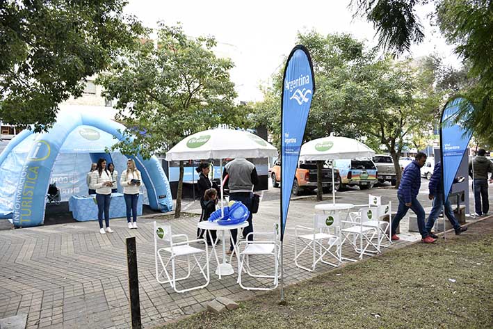 Promocionaron el Rally en el corredor de la ruta 158