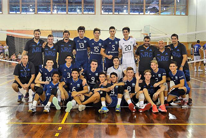 Federico Seia concentra con la selección juvenil