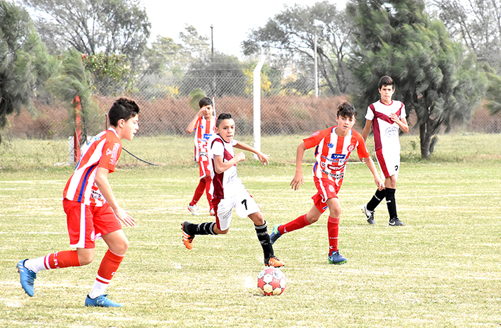 Inferiores tendrá su superclásico