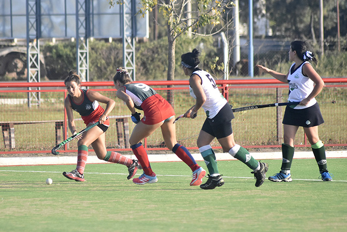 Jockey goleó y sigue arriba