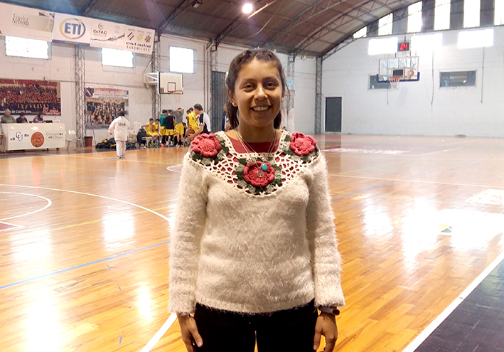 Entrenadora local recibió una beca para viajar a Estados Unidos Entrenadora local recibió una beca para viajar a Estados Unidos