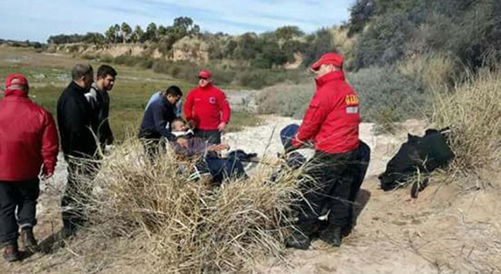Rescataron a dos pescadores cuyo bote se dio vuelta en la laguna de Mar Chiquita Rescataron a dos pescadores cuyo bote se dio vuelta en la laguna de Mar Chiquita