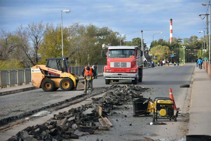 Cortan de nuevo el puente Alberdi