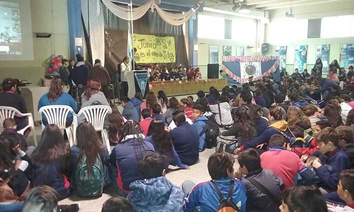 El IPET 56 realizó el evento «De agua somos»