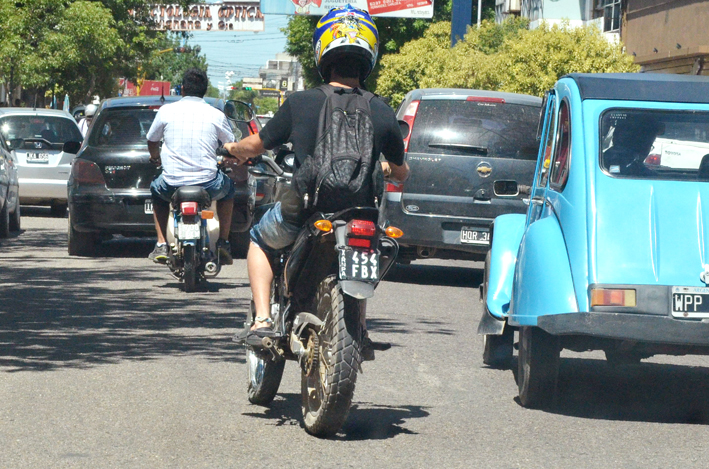 Motos lideran parque automotor local