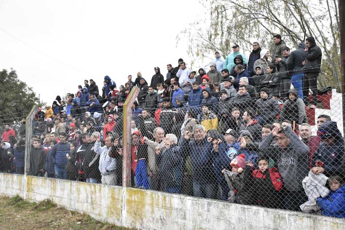 Ruge el fútbol en la Leonera con la definición del torneo