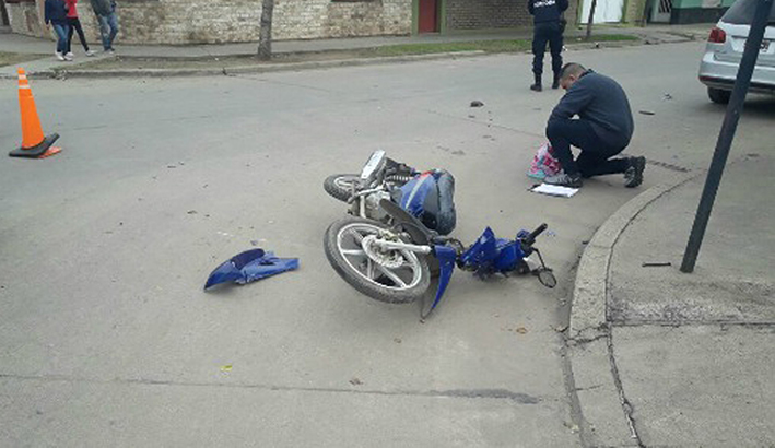 Está “muy grave” una mujer que se accidentó en barrio Ameghino