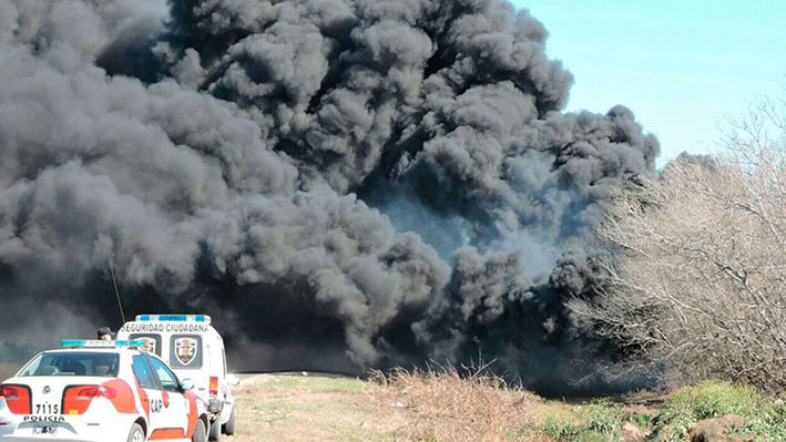 Gigante incendio en Las Varillas