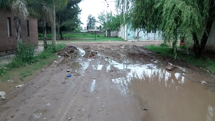 Comenzarán a arreglar calles deterioradas por las lluvias