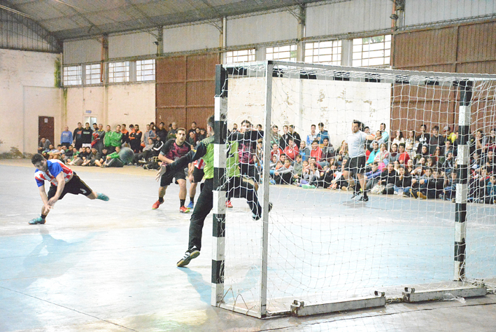 Triunfazo de CIEF en la primera final