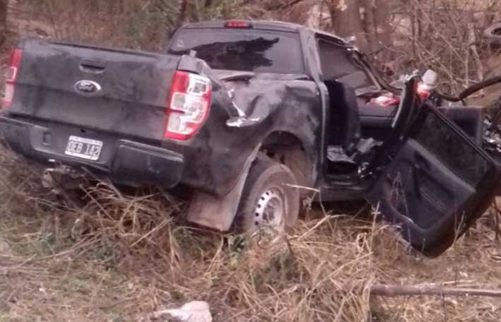 Dos muertos y dos heridos en un accidente de tránsito en solitario