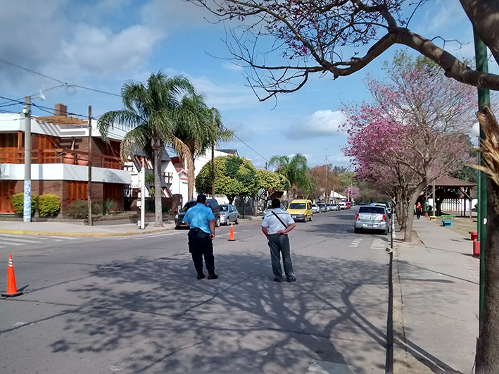 Un reclamo entre las motos y los controles