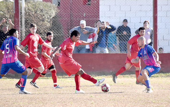 Yrigoyen se cansó y la U lo empató a tiempo