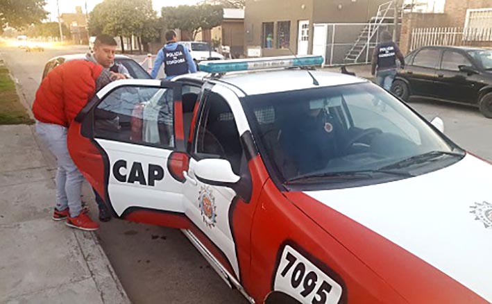 Un joven detenido en Villa Nueva y otros dos en barrios villamarienses