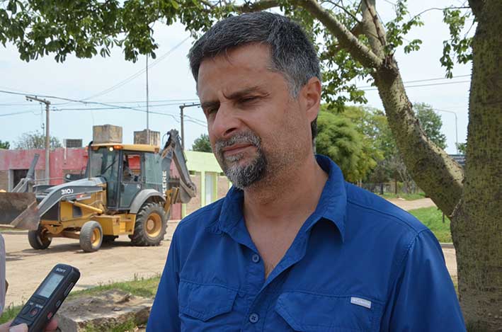 Un algarrobo por cada año de la Villa