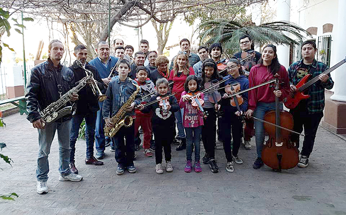 La banda orquesta sumó más instrumentos por una donación