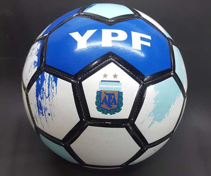YPF no le “da pelota”