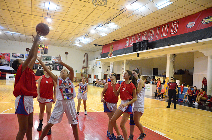 Villa María y Oliva, las sedes de las finales femeninas U17