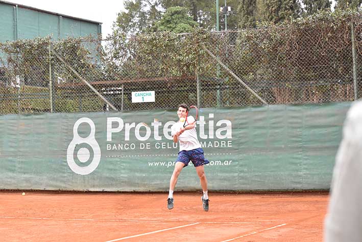 Bruno Caula se sumó a los campeones