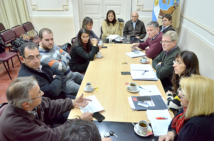 Los taxistas quieren rever la tarifa