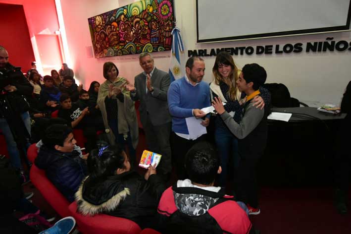 Desde ocho escuelas, los jóvenes buscan comprometerse con el otro