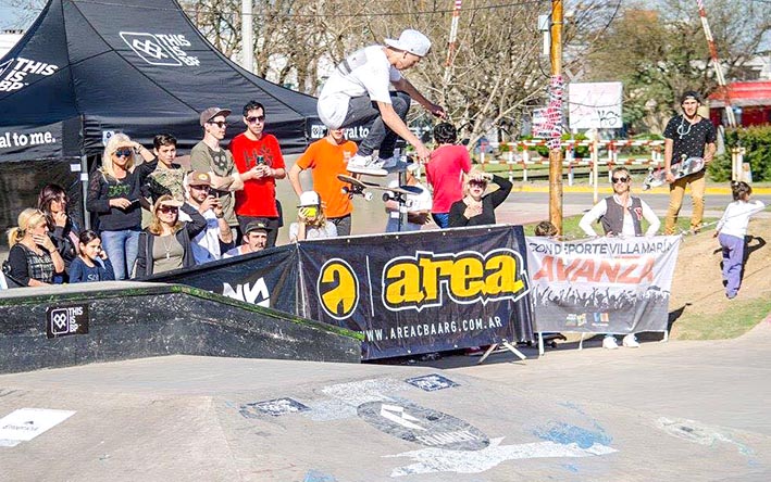 Una jornada espectacular y una fiesta del skateboarding