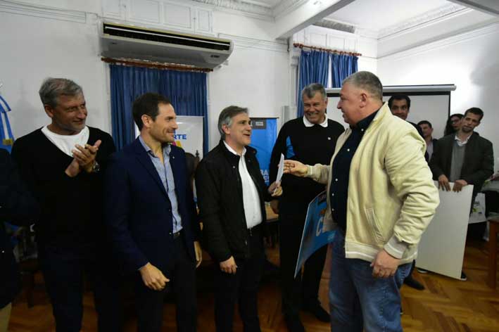 “Los clubes son el alma de cada barrio”