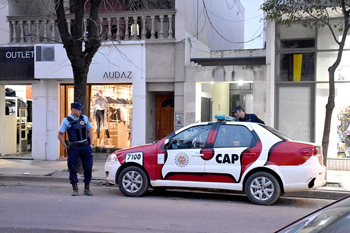 Principio de incendio en un departamento céntrico