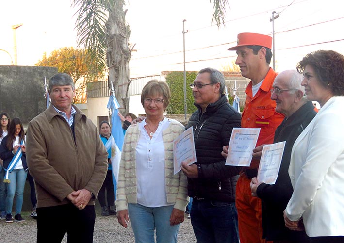 Bomberos festejó en comunidad