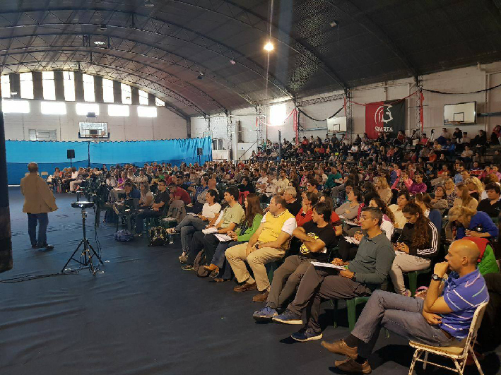 Más de 450 asistentes colmaron el Congreso de Educación Física