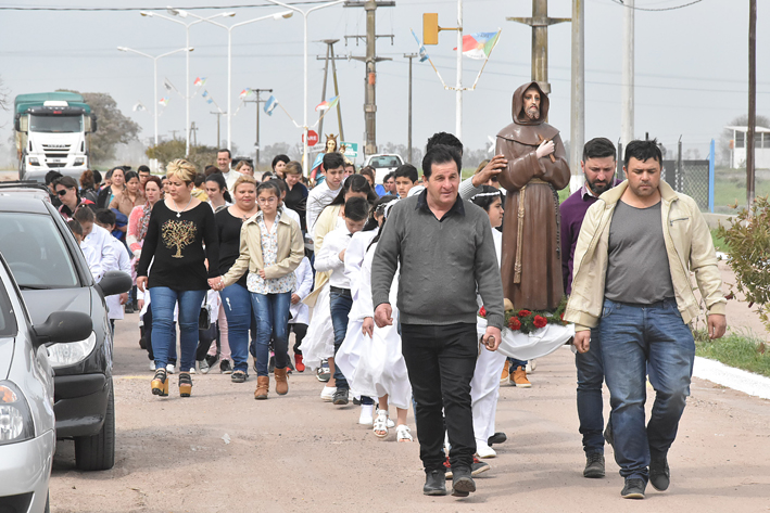 Se congregaron en torno a la fe