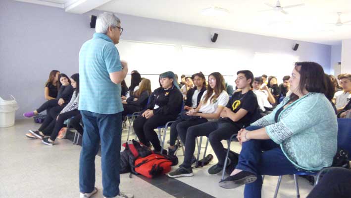 En el Rivadavia quieren crear una cooperativa estudiantil