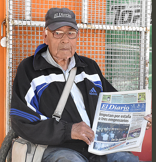 Los canillitas, una pieza clave entre los diarios y sus lectores