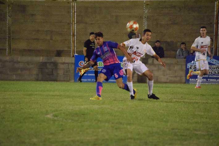 Universitario y Playosa SC definen quién será el  primer semifinalista