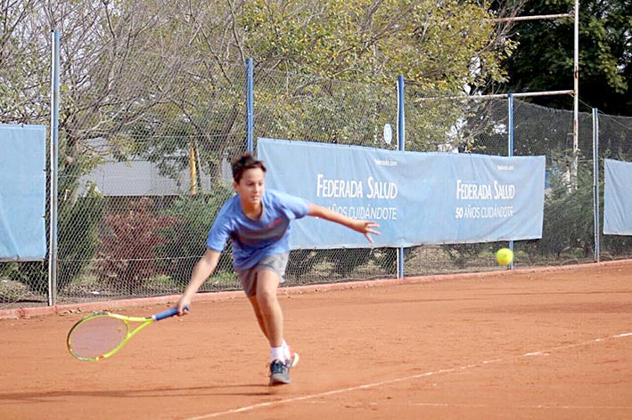 Tenista local participará del Masters Nacional Junior