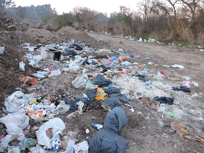 Invitan a sumarse a una jornada de limpieza de dos basurales