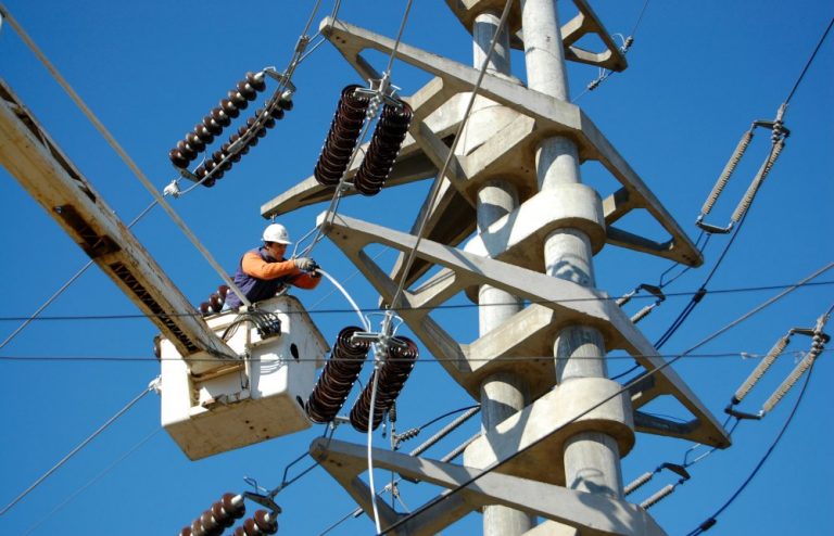 Se electrocutó un operario en la planta de EPEC en Villa del Rosario Se electrocutó un operario en la planta de EPEC en Villa del Rosario