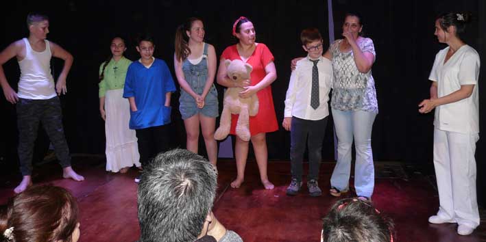 Un ponderable alegato teatral juvenil