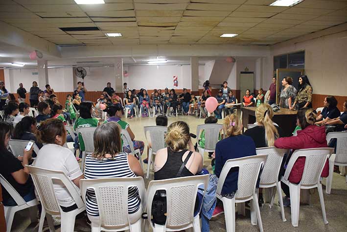 Familiares de despedidos, en asamblea