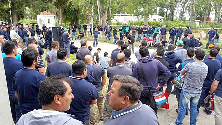 Fábrica Militar: hubo asamblea y mañana se movilizarán