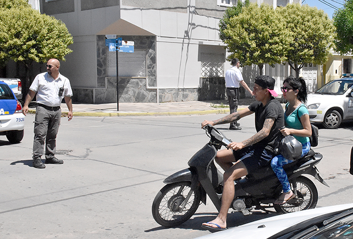 Cada vez más conductores evitan los controles de tránsito