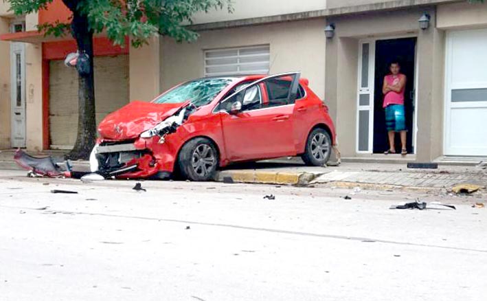 Un motociclista muerto y otro en gravísimo estado a solo 15 horas de haber comenzando el nuevo año