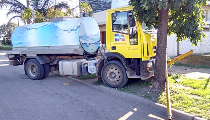 Etruria: se accidentó un regador que se desmayó cuando trabajaba