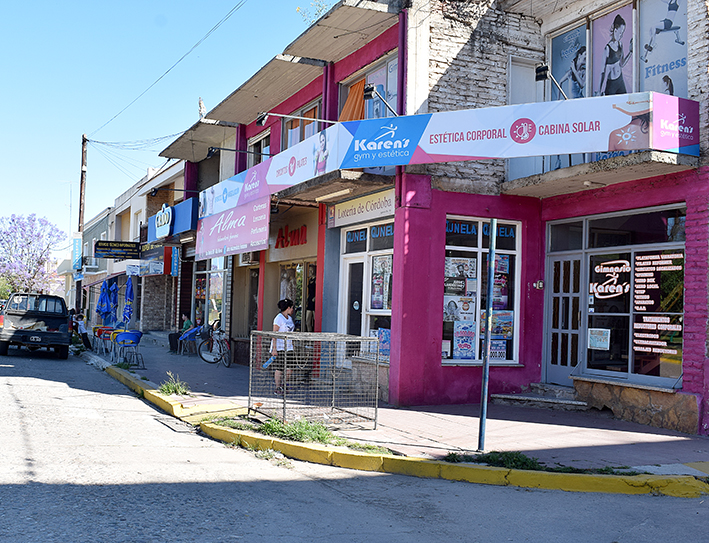 Villa Nueva: El centro sigue creciendo: hubo más altas que bajas de comercios