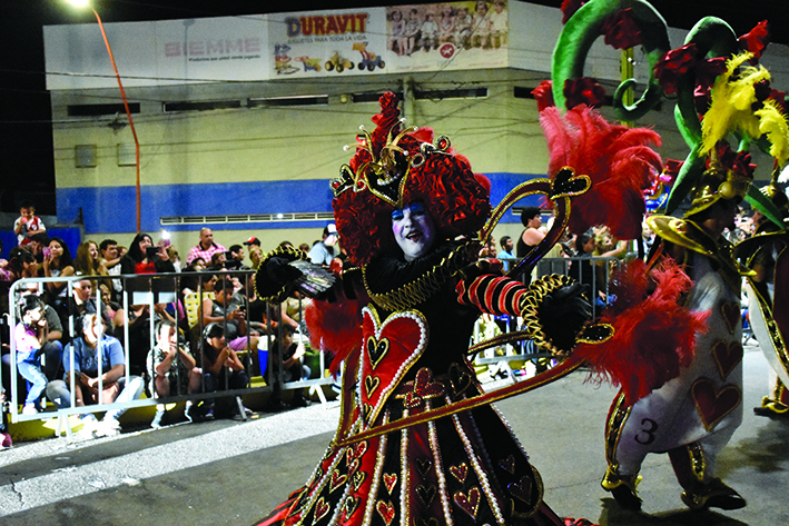 Villa Nueva – 32º edición de los Carnavales Gigantes: “Para nosotros, es Gualeguaychú”